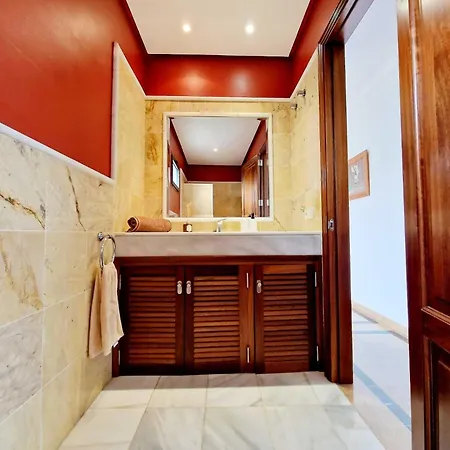 Casa Vacacional Anna Piscina Privada Climatizada Holiday home